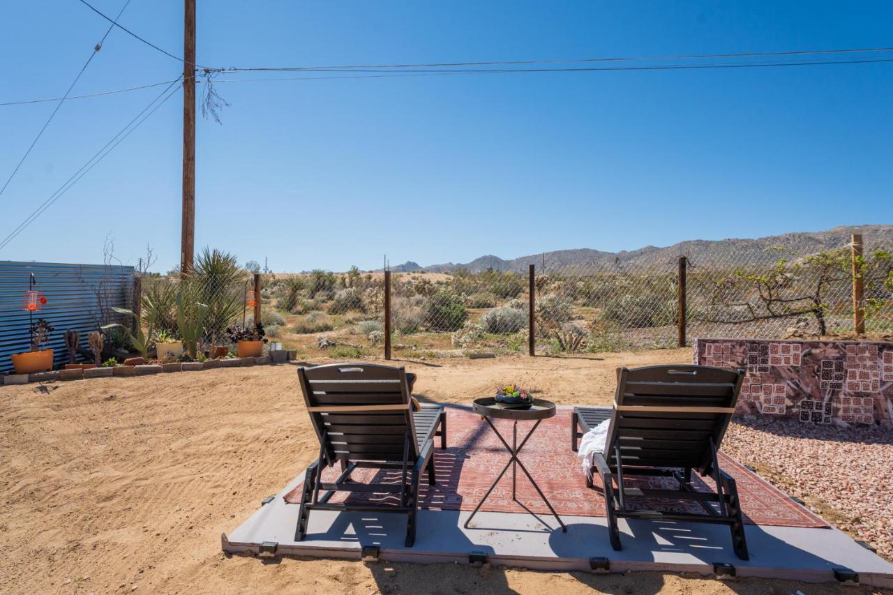 Hot Tub, Games, King Bed, Fire Pit, Bbq Grill, Minutes From National Park And Views Villa Joshua Tree Exteriör bild